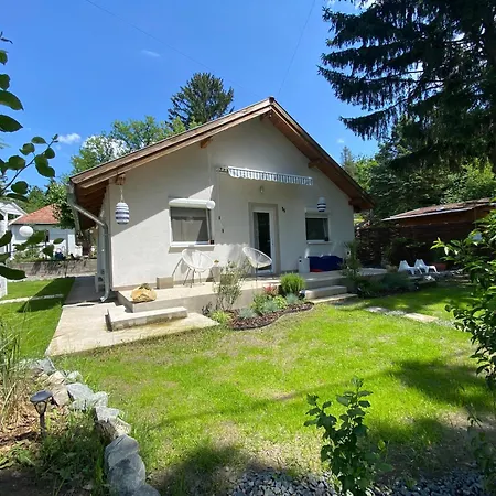 Marika Vendeghaz Ferienhaus Szigetmonostor