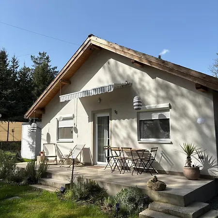 Marika Vendeghaz Ferienhaus *